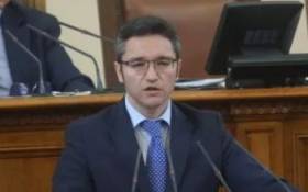 Депутатът от 31 МИР Вигенин към Порожанов и Радев: Ще спрете ли избиването на здрави животни?