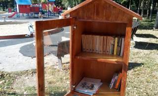 Започва втора кампания за набиране на книги за къщичките за книги в градския парк