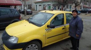 87-годишна - таксиметров шофьор - прати телеграма на Путин от Стралджа