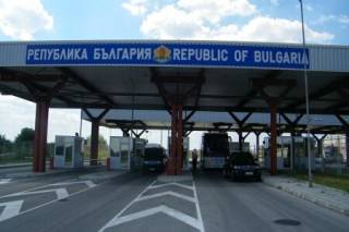 Съдът задържа под стража румънски гражданин, обвинен в контрабандно пренасяне на