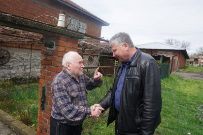 „Великден за баба и дядо“ подкрепи над 1800 самотно живеещи тунджанци