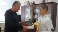 Кметът Георги Георгиев поздрави медалиста Адриан Добрев