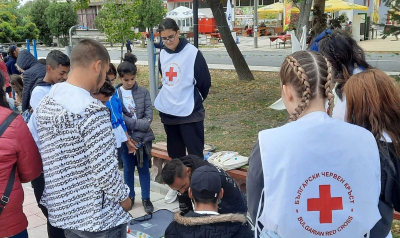 Доброволци от БМЧК-Ямбол направиха