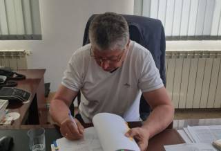 Кметът на община „Тунджа“ подписа договор по нов проект на Местната инициативна група