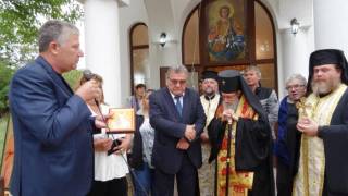 Официално за храма в Савино