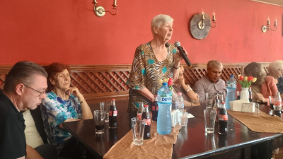 На срещата на жените.социалистки/Единственото партизанско бебе/