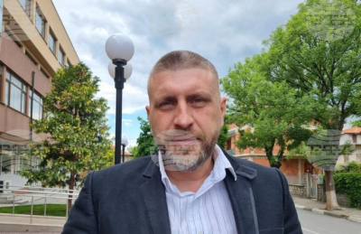 Този твърди, че няма риск от недостиг на вода, 2 ИИ изчисляват ДРУГО!/