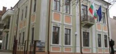 Комисията за противодействие на корупцията е глобила с над 30 х. лева директор на училище в Ямбол