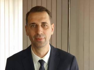 УВАЖАЕМИ СЪГРАЖДАНИ,