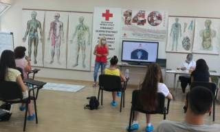 Български Червен кръст – Ямбол за ускорена ваксинация