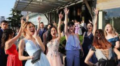 23 май Започват абитуриентските балове в Ямбол. Днес са: