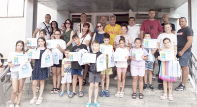 ФИНАЛНИ ЗАНЯТИЯ ОТ „ЛЯТНО УЧИЛИЩЕ ПО ПЛУВАНЕ