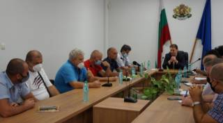 По сигнал на тунджански кметове