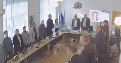 видео : Заседанието на Общинския съвет на &quot;Тунджа&quot; - днес - 31 октомври