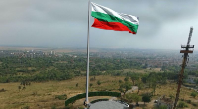 Победа за българския флаг над Ямбол! Съдът реши, че 55-метровият пилон няма да бъде премахнат