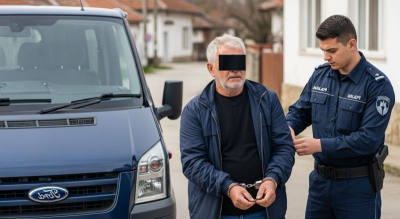 Сложиха белезники на водач, употребил алкохол