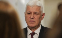 ВИДЕО Военният министър на среща с областния управител на Ямбол и кметовете на общините Ямбол и "Тунджа"