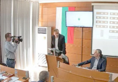 КМЕТЪТ РЕВАНСКИ: РАБОТИМ С ВИЗИЯ ЗА РАЗВИТИЕТО НА ЯМБОЛ