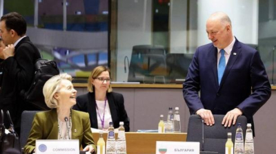 ПОЛИТИЧЕСКО ЧЕТИВО