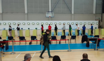 Състезателите на клуб по спортна стрелба „Диана“