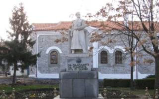 В Ямболско възстановяват войнишки паметници